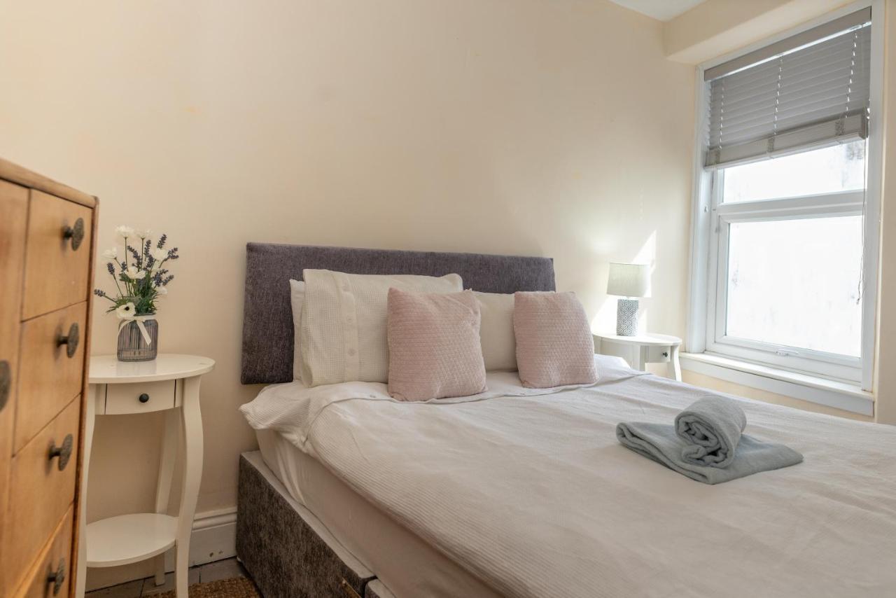 Belmont Villa - 4 Bed - Hot Tub Additional Cost - Sleeps 10-Tjs22Bv Илфракомб Екстериор снимка