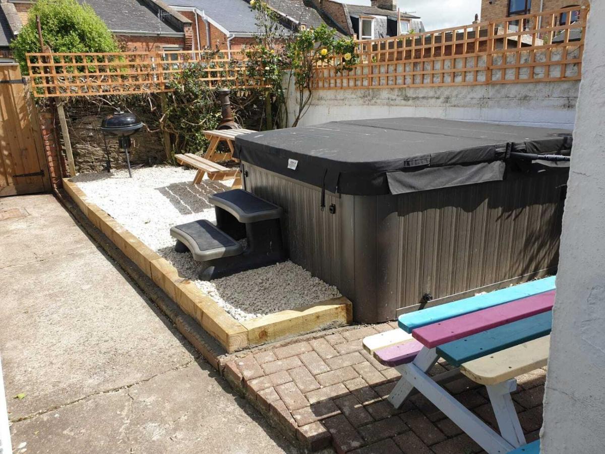 Belmont Villa - 4 Bed - Hot Tub Additional Cost - Sleeps 10-Tjs22Bv Илфракомб Екстериор снимка